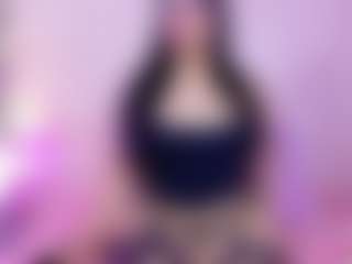 innocenthazel's Live Sex Cam Show