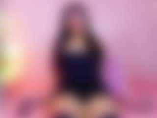 innocenthazel's Live Sex Cam Show
