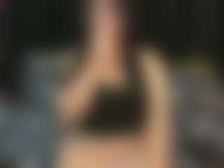 innocenthazel's Live Sex Cam Show