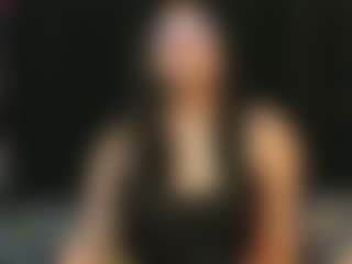 Live cam show with innocenthazel - Spy Granny on eurowanks.com