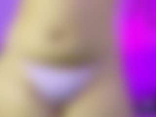 Live cam show with innocenthazel - Flashing on nudelive.tv