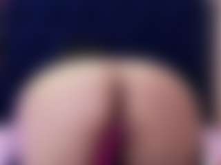 Live cam show with innocenthazel - Lush on livesuperchat.net