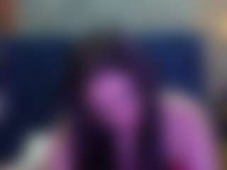 innocenthazel's Live Sex Cam Show