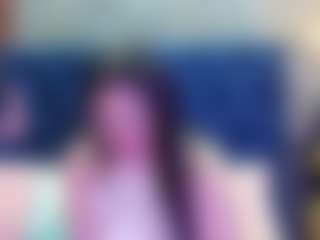Live cam show with innocenthazel - College on Stripli.com