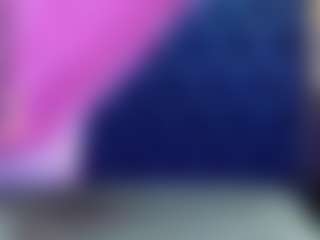 Live cam show with innocenthazel - Spank Mature on x69.live