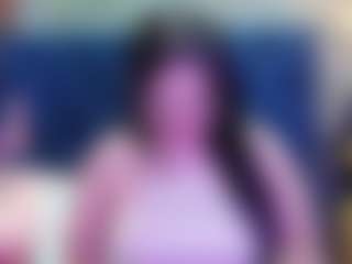 Live cam show with innocenthazel - Amateur Mature on sexylivex.com