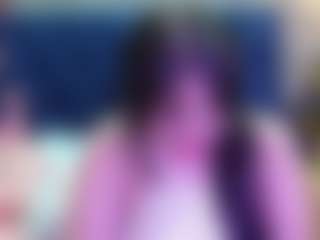 Live cam show with innocenthazel - College Mature on xfollow cams