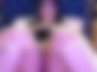 Live cam show with innocenthazel - Mature on x69.live