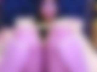 Live cam show with innocenthazel - Bedroom Mature on SmokeAndPoke