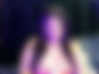 innocenthazel's Live Sex Cam Show