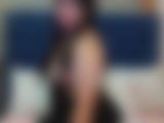Live cam show with innocenthazel - Granny on CamClone