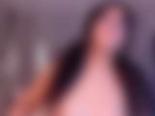 innocenthazel's Live Sex Cam Show