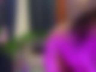 innocenthazel's Live Sex Cam Show