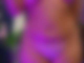 innocenthazel's Live Sex Cam Show