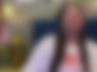 innocenthazel's Live Sex Cam Show