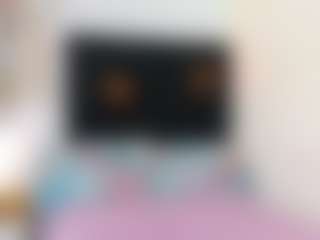 innocenthazel's Live Sex Cam Show