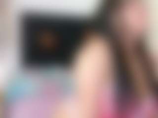 innocenthazel's Live Sex Cam Show