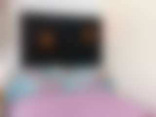 innocenthazel's Live Sex Cam Show