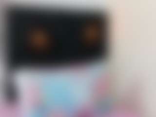 innocenthazel's Live Sex Cam Show