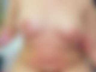 innocenthazel's Live Sex Cam Show
