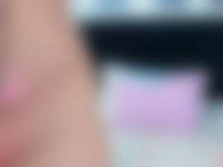 innocenthazel's Live Sex Cam Show