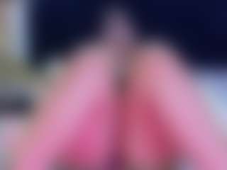 innocenthazel's Live Sex Cam Show