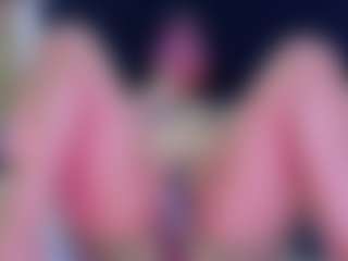 innocenthazel's Live Sex Cam Show