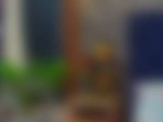 innocenthazel's Live Sex Cam Show