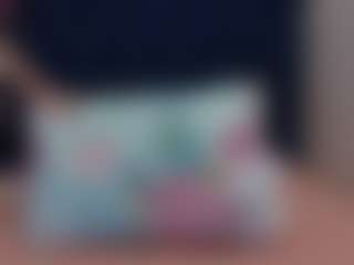 Live cam show with innocenthazel - Dildo Or Vibrator Granny on CamwithHer
