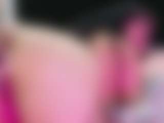 Live cam show with innocenthazel - Bedroom Teen (18+) on WildCum