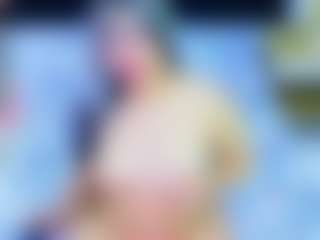 innocenthazel's Live Sex Cam Show