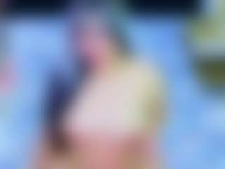 innocenthazel's Live Sex Cam Show