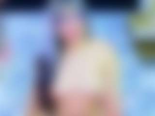 innocenthazel's Live Sex Cam Show
