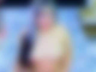 innocenthazel's Live Sex Cam Show