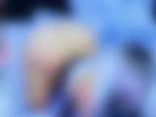 innocenthazel's Live Sex Cam Show
