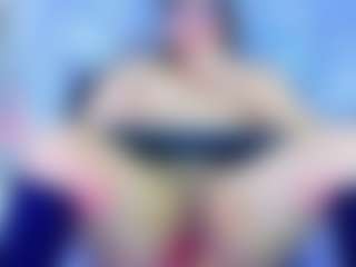 innocenthazel's Live Sex Cam Show
