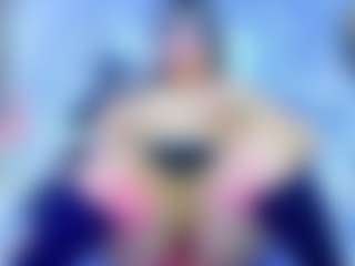 innocenthazel's Live Sex Cam Show