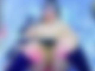 innocenthazel's Live Sex Cam Show