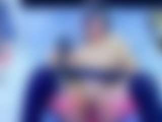 innocenthazel's Live Sex Cam Show