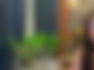 Live cam show with innocenthazel - Dirty Talk on AdultVida.com