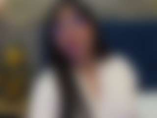 innocenthazel's Live Sex Cam Show