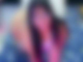 innocenthazel's Live Sex Cam Show