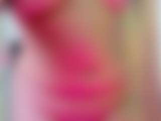 innocenthazel's Live Sex Cam Show