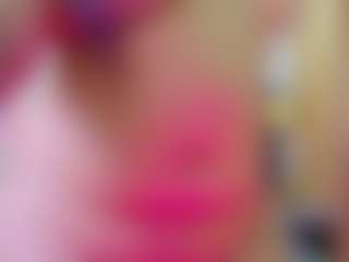 innocenthazel's Live Sex Cam Show