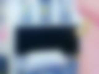 innocenthazel's Live Sex Cam Show