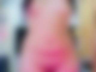 innocenthazel's Live Sex Cam Show