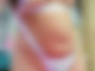 innocenthazel's Live Sex Cam Show