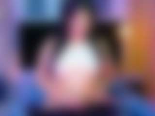 innocenthazel's Live Sex Cam Show