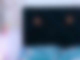innocenthazel's Live Sex Cam Show