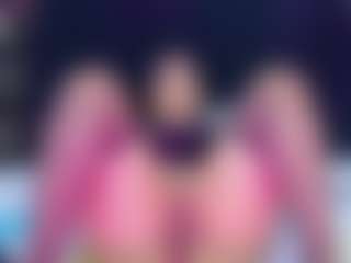 innocenthazel's Live Sex Cam Show